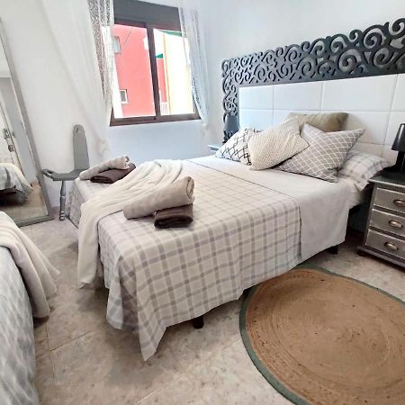 Apartament 100 M De Playa De Gandia 3 -4 Personas Parking Ascensor Exterior photo